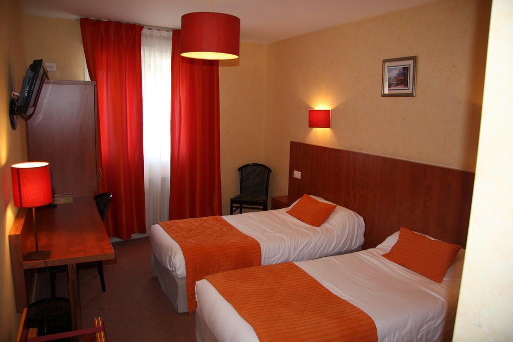 Logis Hotel Le Florina Sainte-Florine Eksteriør bilde