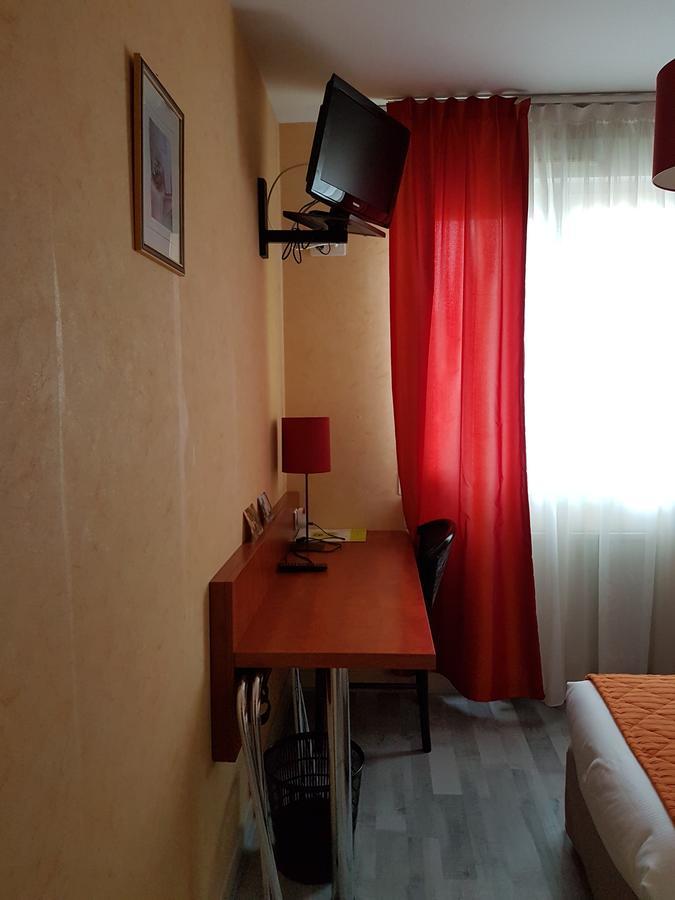 Logis Hotel Le Florina Sainte-Florine Eksteriør bilde